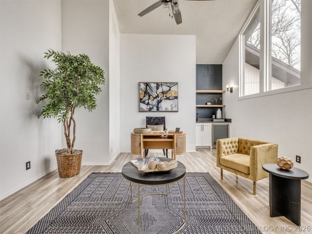 10502 S Quebec Avenue, Tulsa, OK 74137