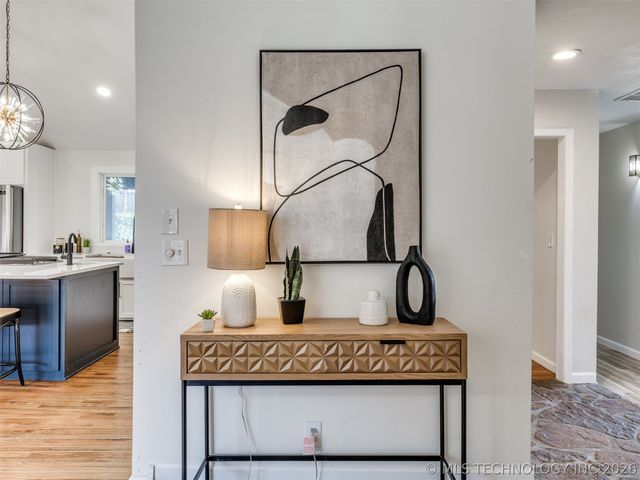 10502 S Quebec Avenue, Tulsa, OK 74137