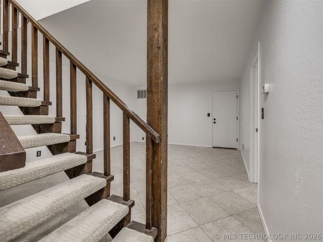 10502 S Quebec Avenue, Tulsa, OK 74137