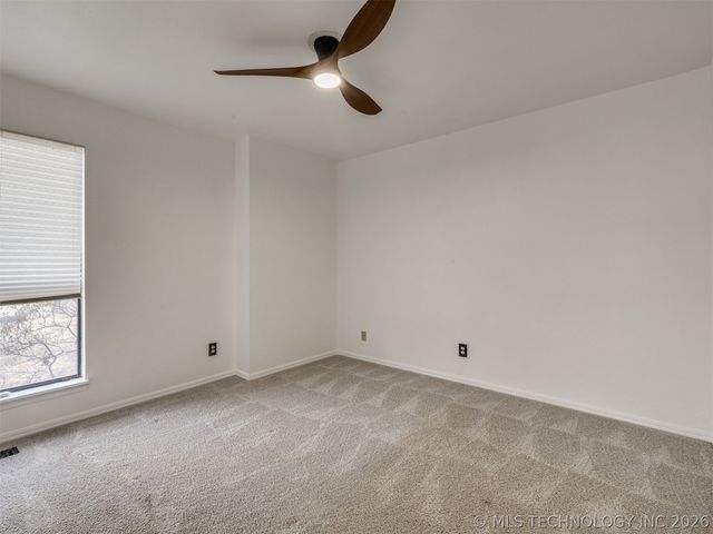 10502 S Quebec Avenue, Tulsa, OK 74137