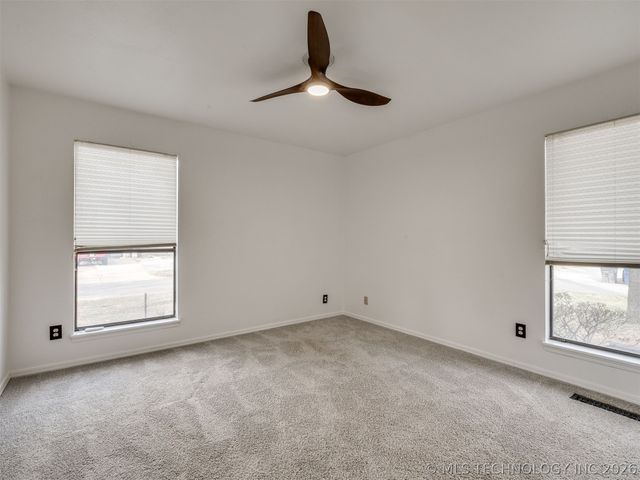 10502 S Quebec Avenue, Tulsa, OK 74137