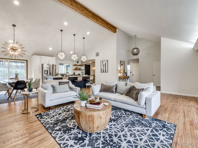 10502 S Quebec Avenue, Tulsa, OK 74137