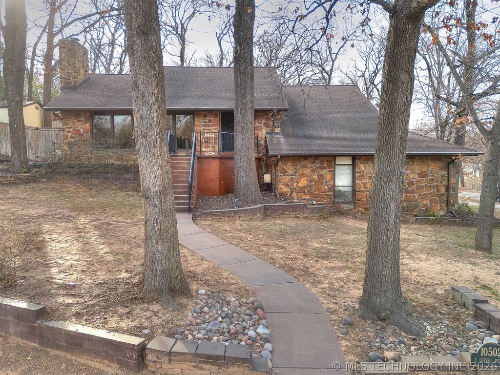 10502 S Quebec Avenue, Tulsa, OK 74137