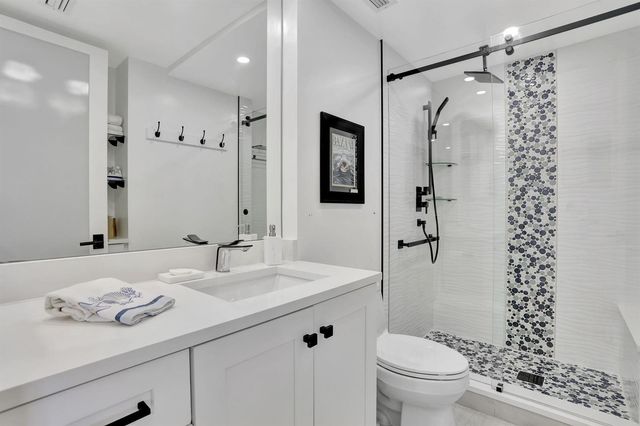 1149 Hillsboro Mile 112, Hillsboro Beach, FL 33062