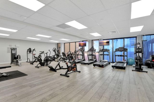 1149 Hillsboro Mile 112, Hillsboro Beach, FL 33062