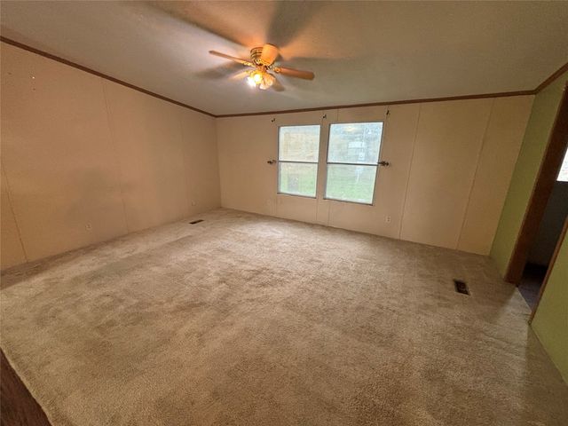 137 Neely Trail, Gainesville, TX 76240