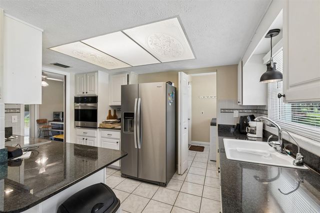 2321 WOOTEN ROAD, Dover, FL 33527
