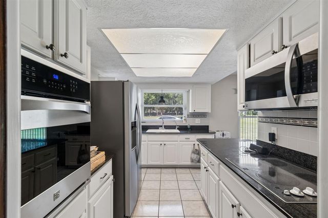 2321 WOOTEN ROAD, Dover, FL 33527