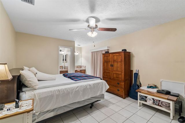 2321 WOOTEN ROAD, Dover, FL 33527