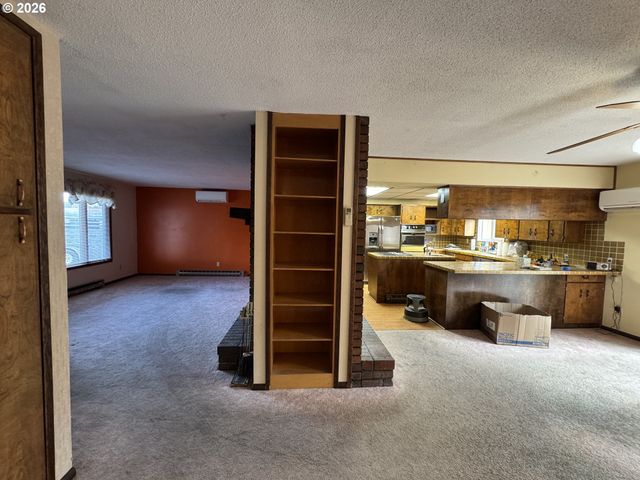 702 ELM Dr, Goldendale, WA 98620