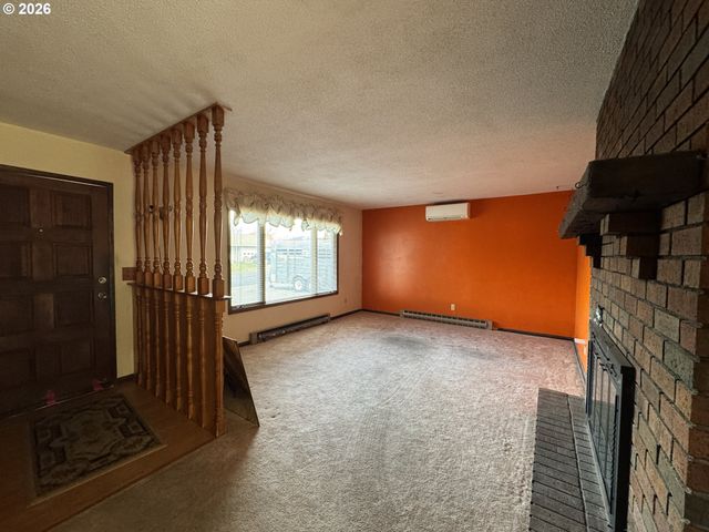 702 ELM Dr, Goldendale, WA 98620