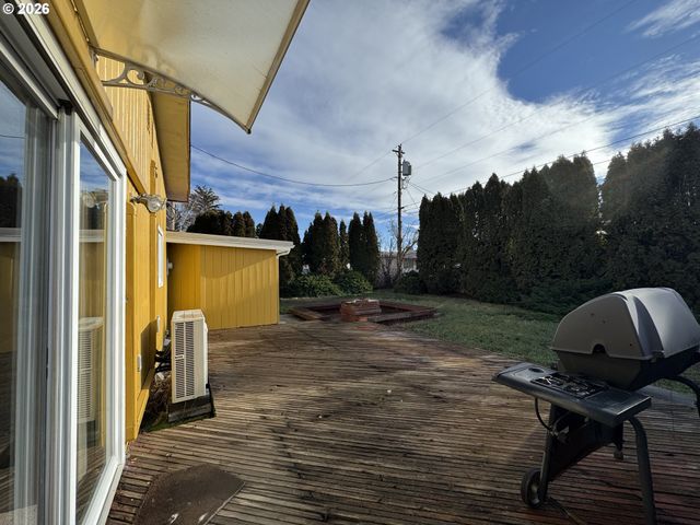 702 ELM Dr, Goldendale, WA 98620