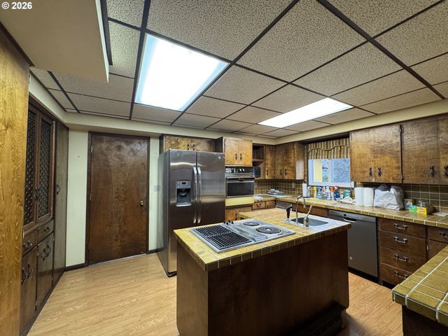 702 ELM Dr, Goldendale, WA 98620