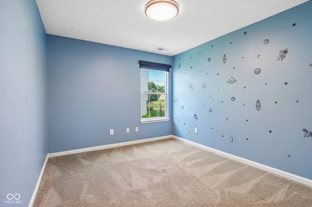 5812 Wooden Branch, Indianapolis, IN 46221