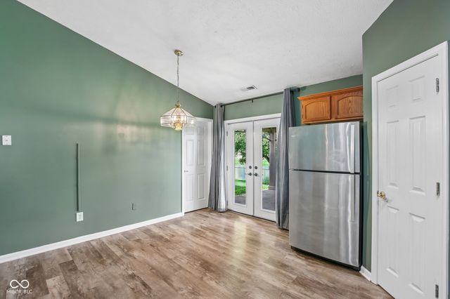 5812 Wooden Branch, Indianapolis, IN 46221