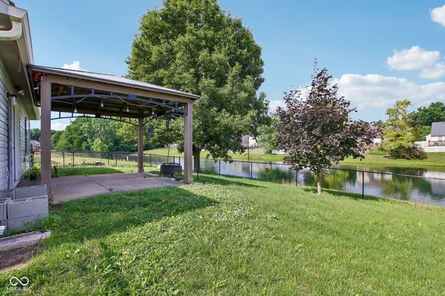 5812 Wooden Branch, Indianapolis, IN 46221