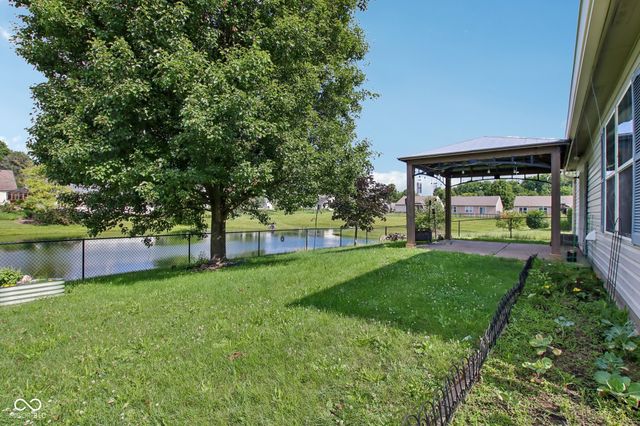 5812 Wooden Branch, Indianapolis, IN 46221