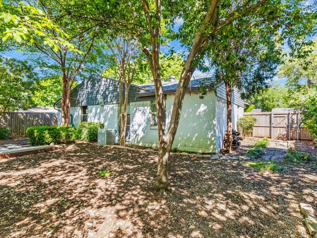 1400 Meadowcrest Drive, Plano, TX 75075