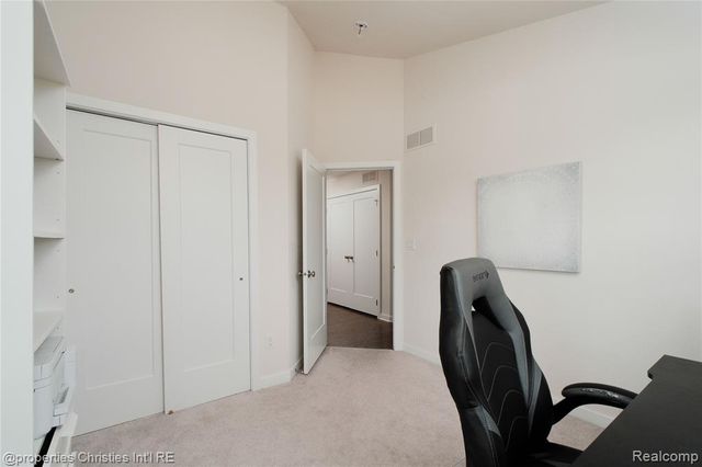 2882 Hardwick Road, Ann Arbor, MI 48105