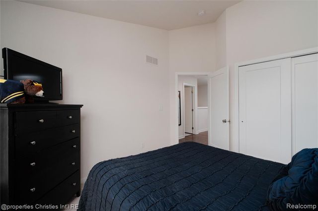 2882 Hardwick Road, Ann Arbor, MI 48105