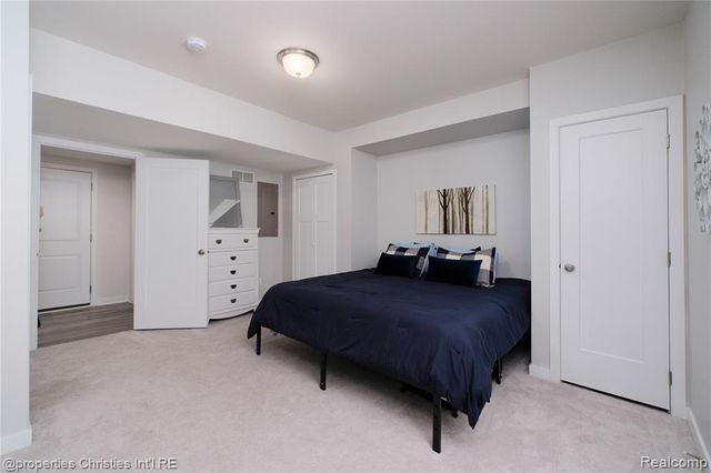 2882 Hardwick Road, Ann Arbor, MI 48105