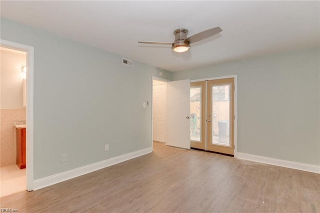 1041 Angler LN, Virginia Beach, VA 23451