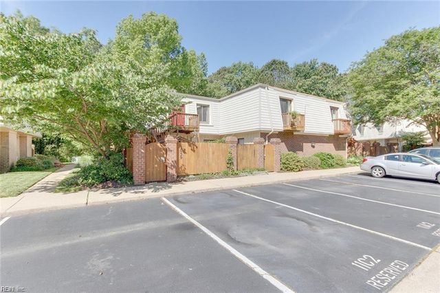 1041 Angler LN, Virginia Beach, VA 23451