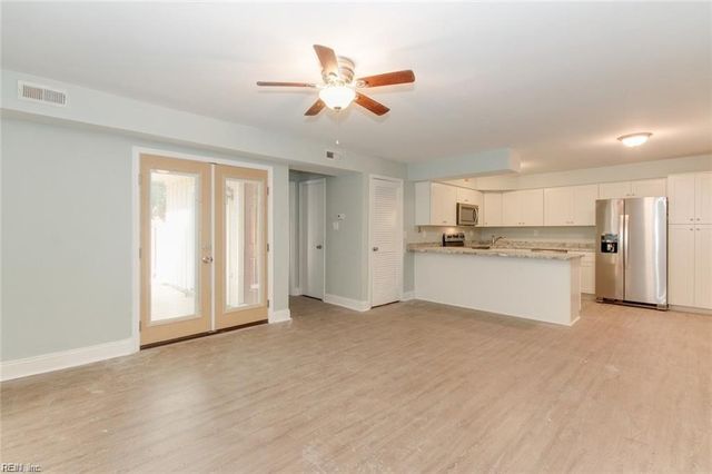 1041 Angler LN, Virginia Beach, VA 23451