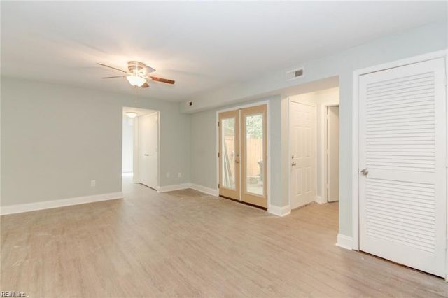 1041 Angler LN, Virginia Beach, VA 23451