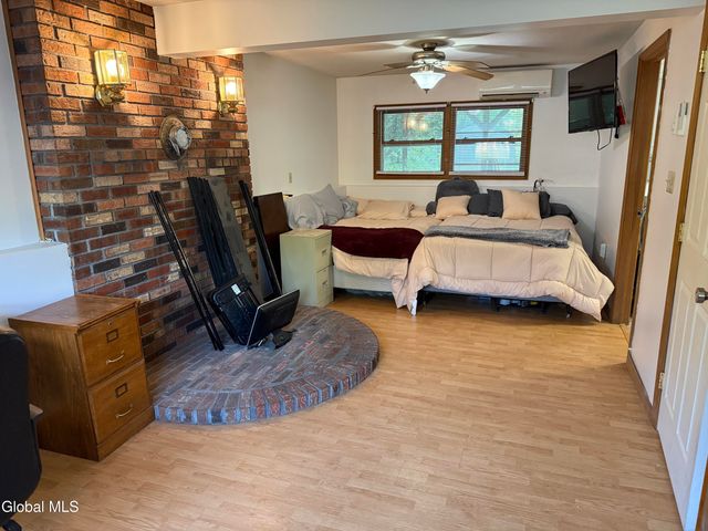 35 San Luis Road, Northumberland, NY 12831