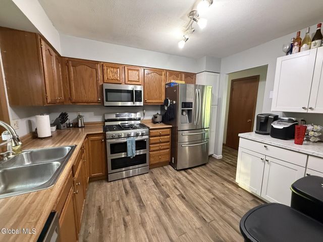 35 San Luis Road, Northumberland, NY 12831