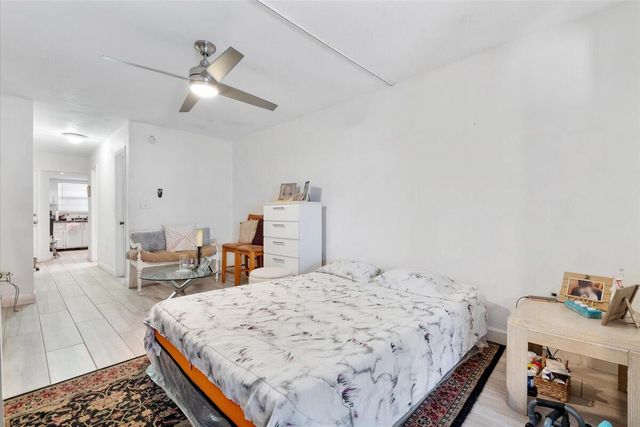 18801 NE 2ND Avenue 1005, Miami, FL 33179