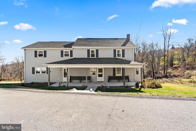 13608 MARYLAND AVE, Blue Ridge Summit, PA 17214