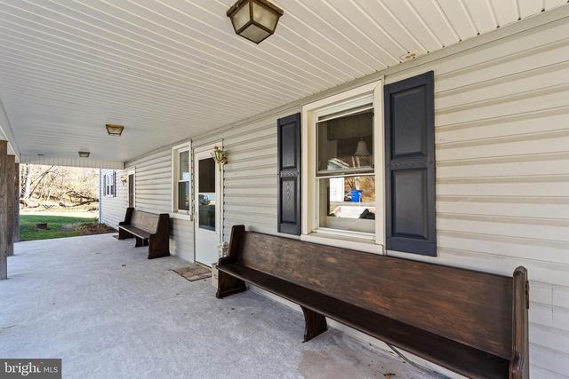 13608 MARYLAND AVE, Blue Ridge Summit, PA 17214