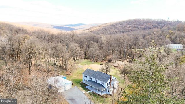 13608 MARYLAND AVE, Blue Ridge Summit, PA 17214