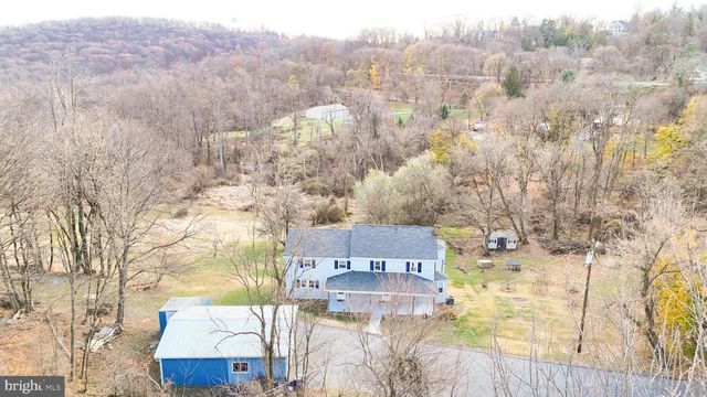 13608 MARYLAND AVE, Blue Ridge Summit, PA 17214