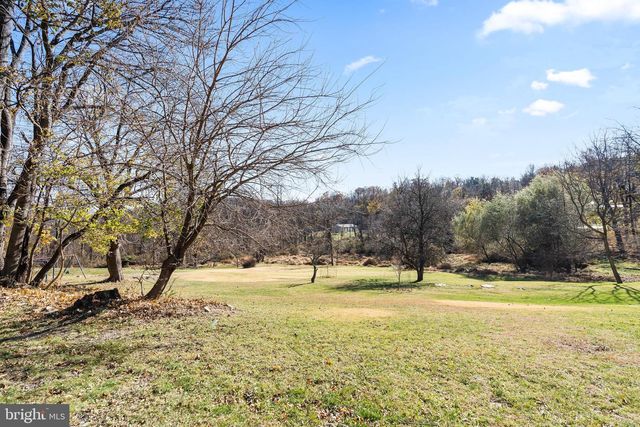 13608 MARYLAND AVE, Blue Ridge Summit, PA 17214