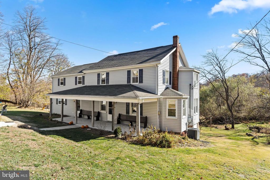 13608 MARYLAND AVE, Blue Ridge Summit, PA 17214