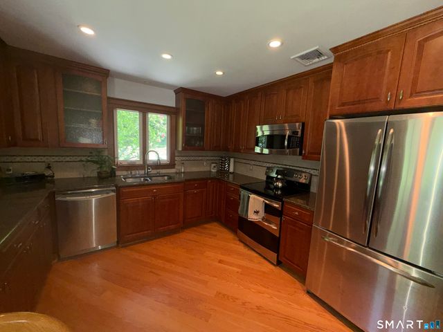167 Moose Hill Road, Oxford, CT 06478