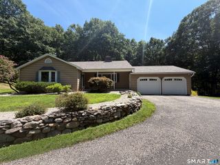 167 Moose Hill Road, Oxford, CT 06478