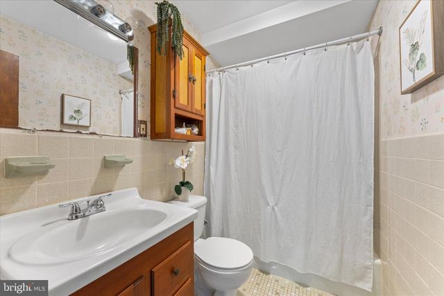 6548 WINDHAM AVE, Alexandria, VA 22315