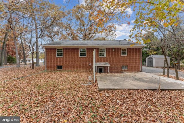 6548 WINDHAM AVE, Alexandria, VA 22315