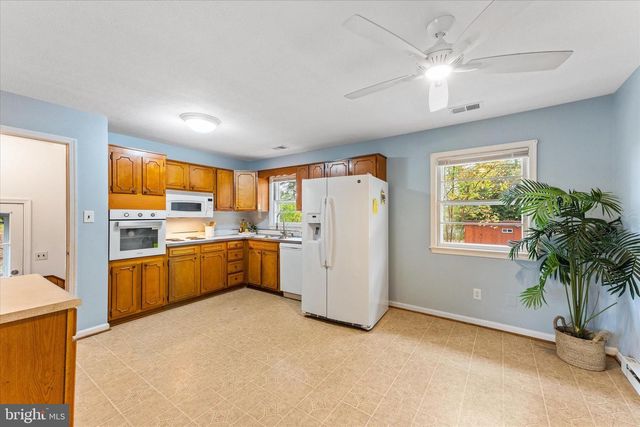 6548 WINDHAM AVE, Alexandria, VA 22315