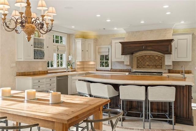 4338 Harris Trail, Atlanta, GA 30327