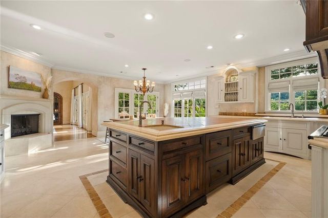 4338 Harris Trail, Atlanta, GA 30327