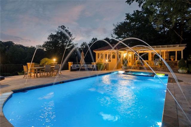 4338 Harris Trail, Atlanta, GA 30327