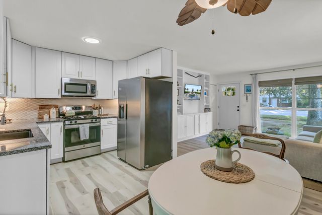 860 Savage Road, Charleston, SC 29414