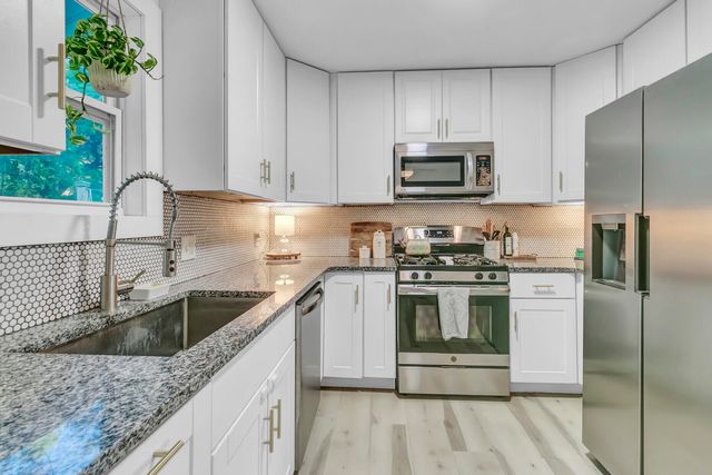 860 Savage Road, Charleston, SC 29414
