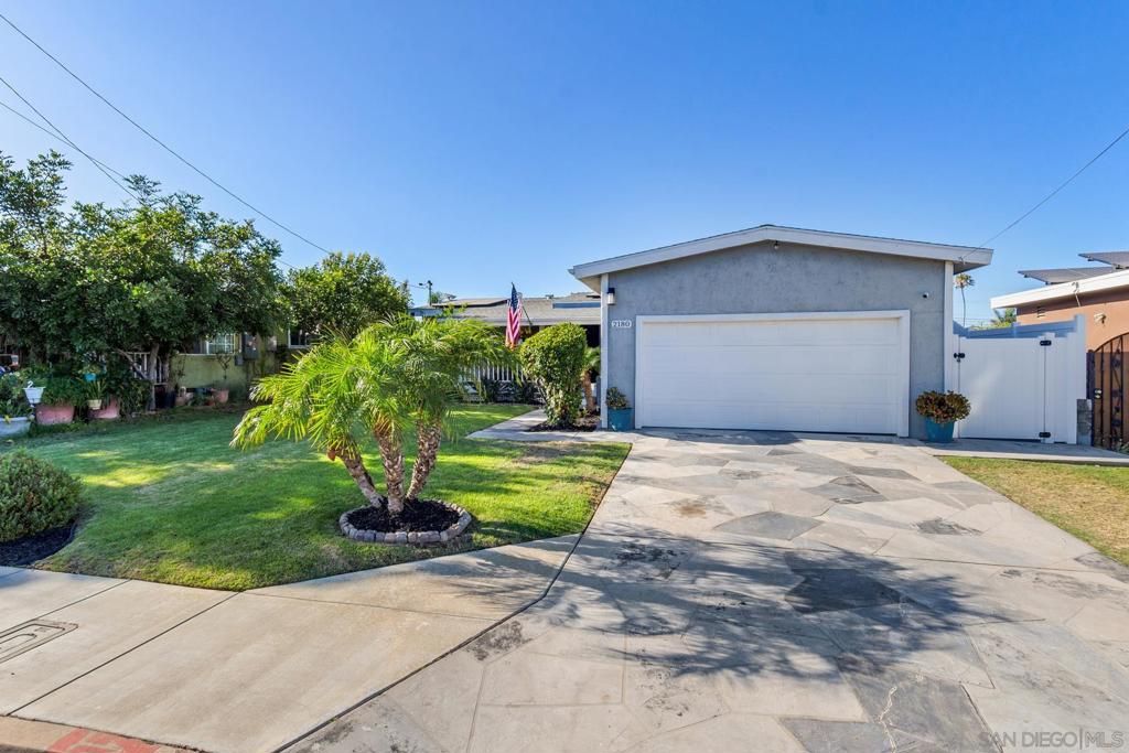 Image 4 of property listing at 2180 Iris Ave, San Diego, CA 92154