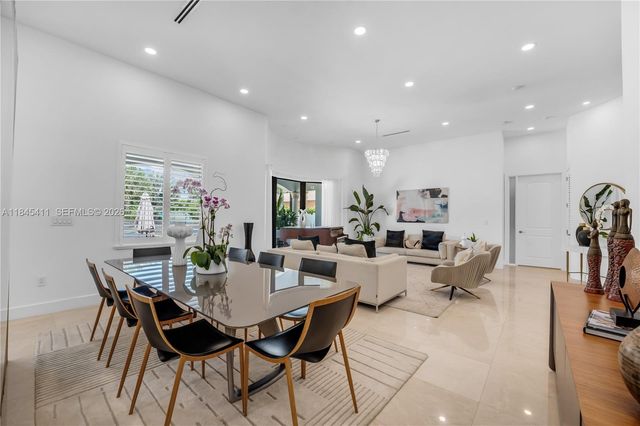 331 SW 124th Avenue, Miami, FL 33184
